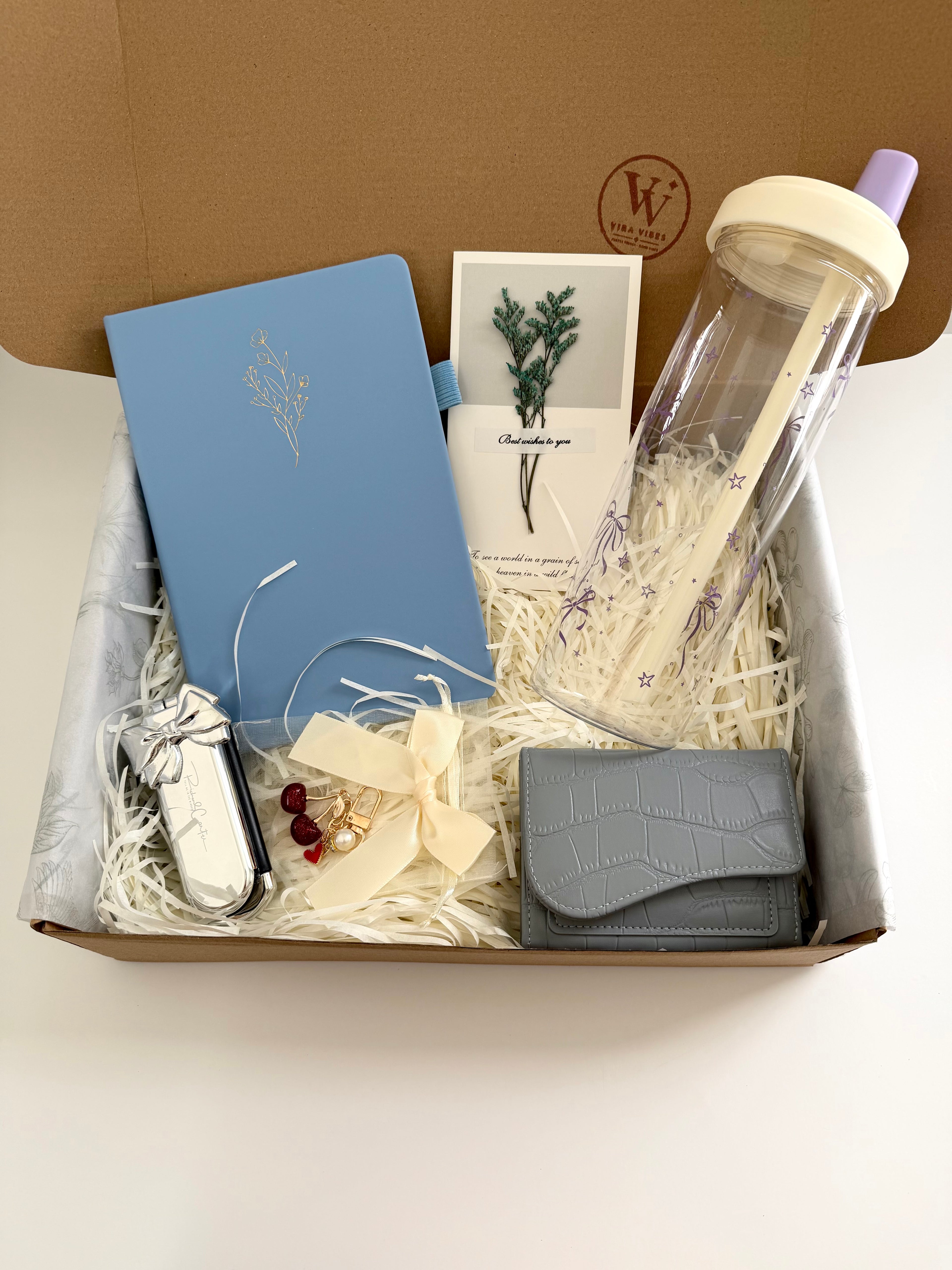 🦋🧊Lavander Stars & Ribbon Gift Box
