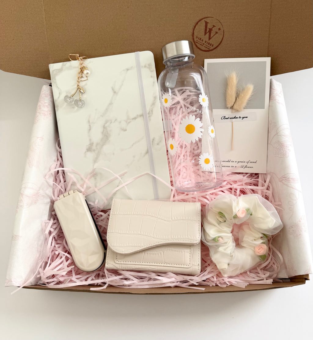 🤍🕊️White Daisy Gift Bundle