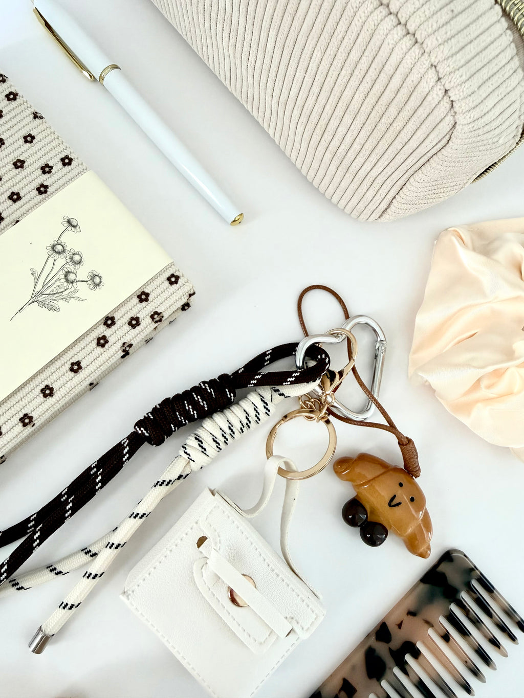 The "Vanilla Latte" Essentials 🤍🧋
