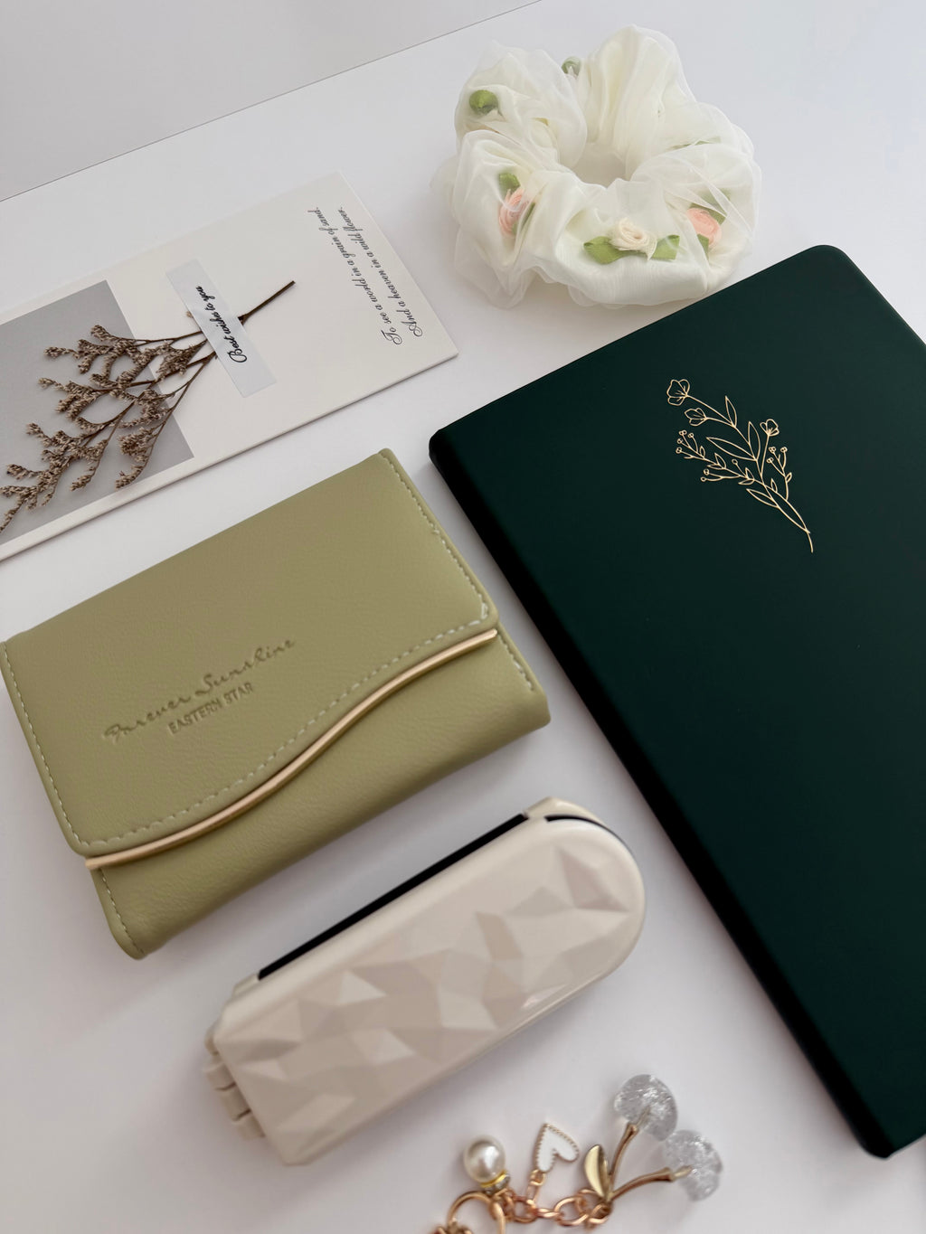💚🌿 Forest & Daisy Gift Bundle